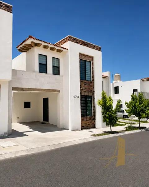 Casa equipada en venta Lomas del Morillo al Sur de Saltillo