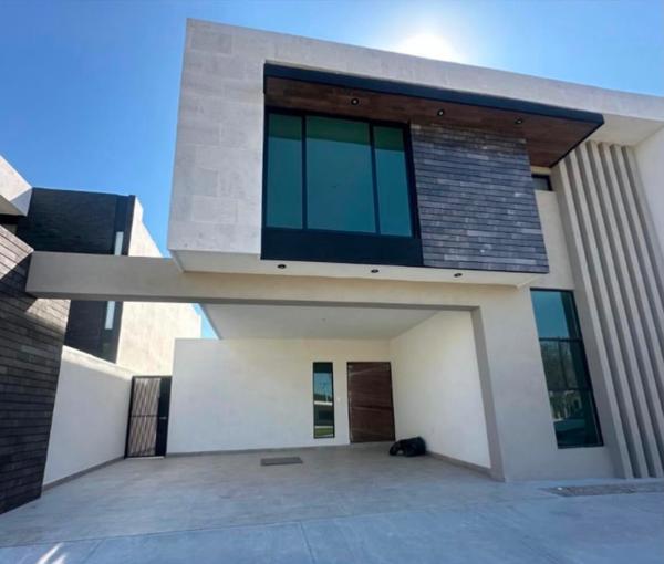 Casa en venta en Rincón de Alcántara, Saltillo, Coahuila de Zaragoza