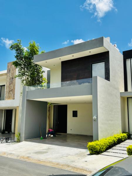Casa en venta en Guaxuco, Santiago, Nuevo León