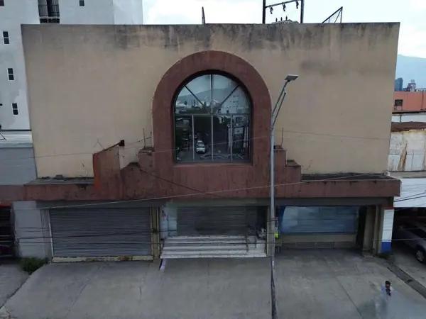 VENTA EDIFICIO COMERCIAL EN PRINCIPALES AVENIDAS AL PONIENTE DE MONTERREY