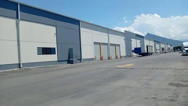 RENTA DE BODEGAS 2,020.73 m2  EN GUADALUPE, N.L.