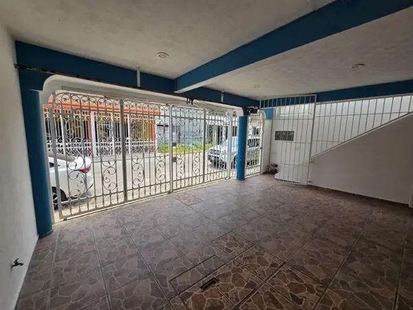 Casa en Venta en Fraccionamiento UJAT, Centro, Tabasco