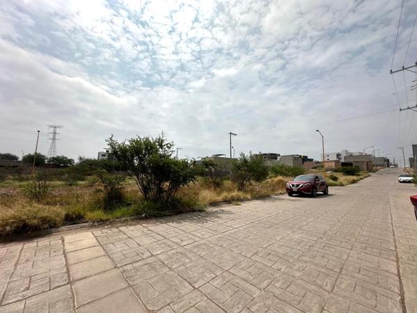 VENTA TERRENO EN VILLAS TEC AL NORTE