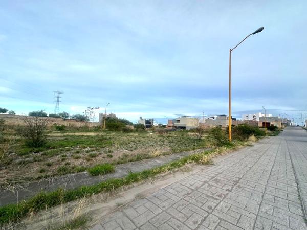 VENTA TERRENO EN VILLAS TEC AL NORTE