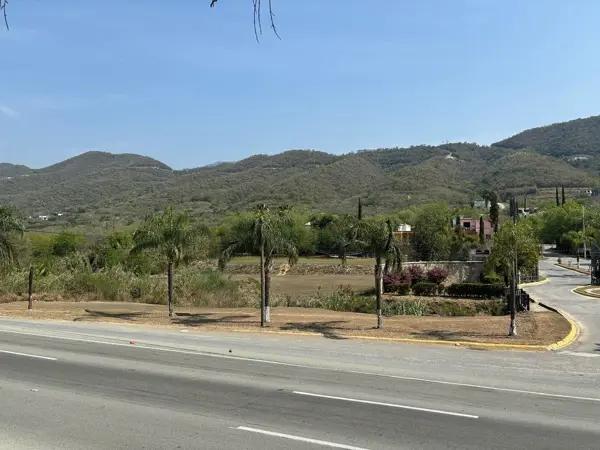 Terreno Comercial en venta, Carretera Nacional, Santiago