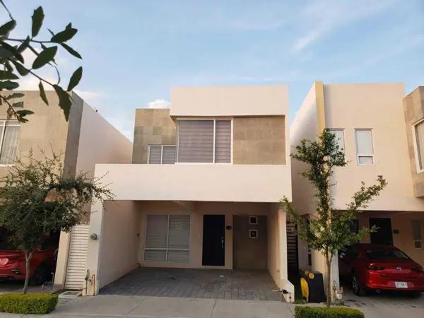 Casa amueblada en venta en Crystal Lagoons, Apodaca