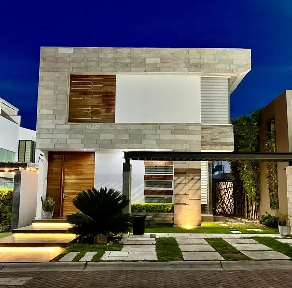 Casa en Venta al Norte de Aguascalientes (MNT)