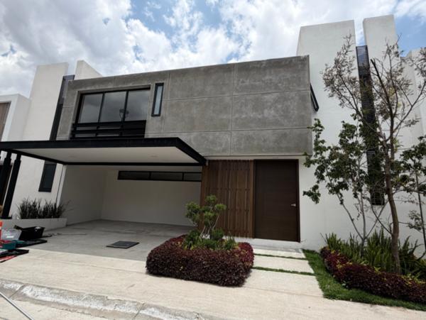Casa en venta en Miralta