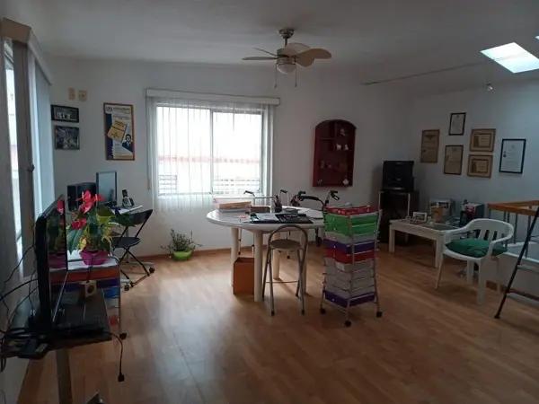 Casa en Venta en Cuajimalpa dentro de Fraccionamiento con Área de TV y Baño Completo