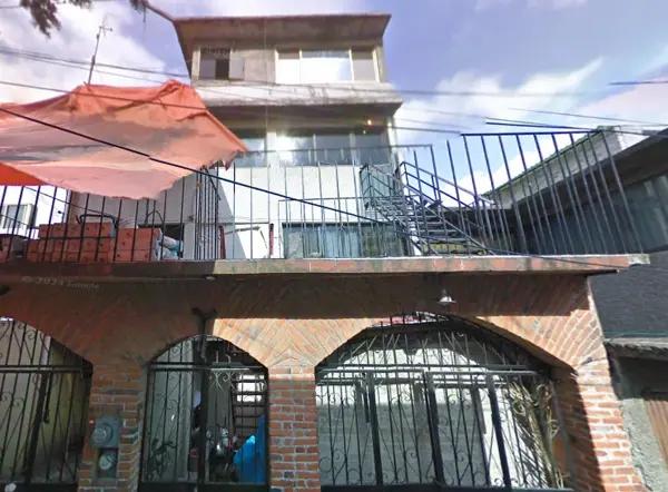 Casa en venta en Campamento 2 de Octubre Iztacalco, compra con el banco, no se aceptan créditos Casa en venta en Campamento 2 de Octubre Iztacalco, compra con el banco, no se aceptan créditos