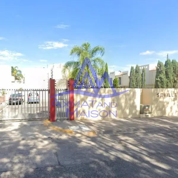 Casa en Remate Hipotecario en Coto Sevilla, Zapopan - 3 Recámaras, 2.5 Baños