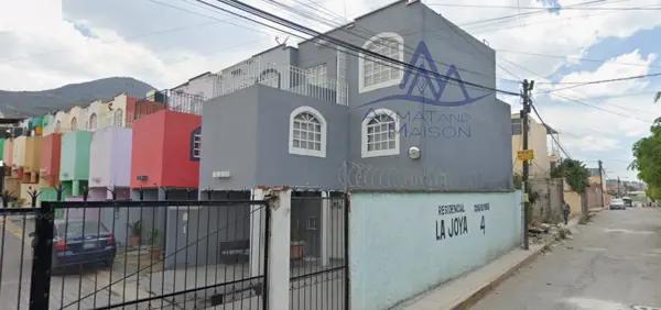 Remate Hipotecario: Casa en Condominio en Ecatepec de Morelos, La Joya