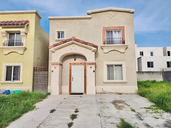 Residencia en renta, Urbi quinta Montecarlo, San Nicolás de los Garza NL