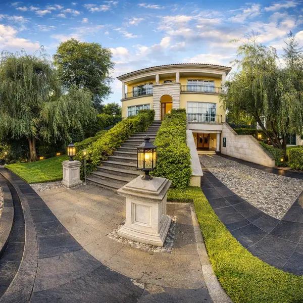 Casa en Venta · Bosques de las Lomas CDMX · Residencia de Lujo con Amenidades Premium !