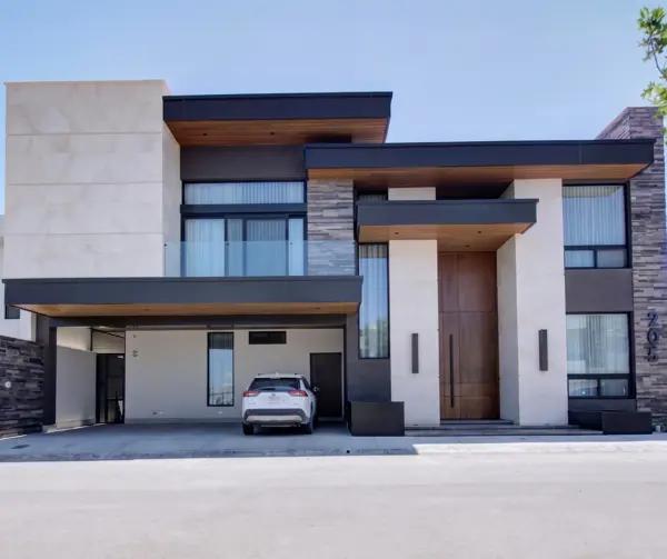 CASA EN VENTA RINCON DE LOS ENCINOS AL NORTE DE SALTILLO, COAH.