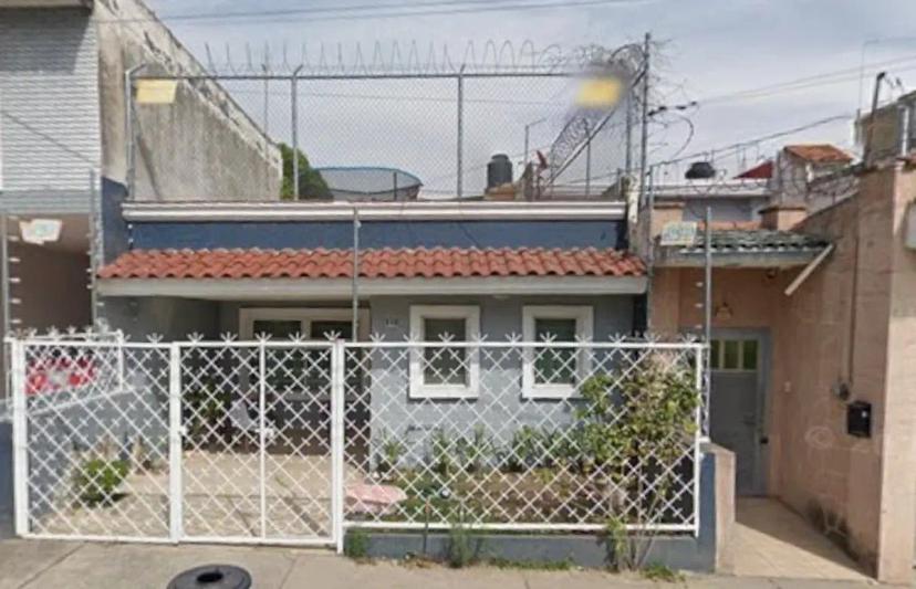 Foto 0 de Venta de casa en Arcos de Zapopan 1a Sección, Jalisco - Espacio Ideal para Tu Familia | Id nn-hah011