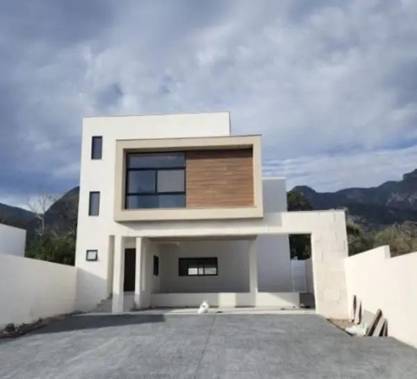 Casa en Venta en Santiago Nuevo León