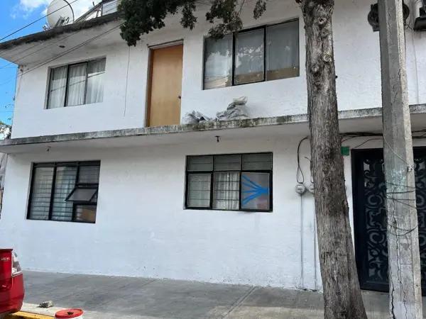 Casa en Av. De Los Fresnos, Álvaro Obregón en Ciudad de México