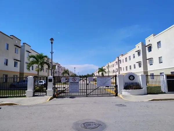 VENTA de Hermoso Depto Planta Baja - EQUIPADO - Real Valencia