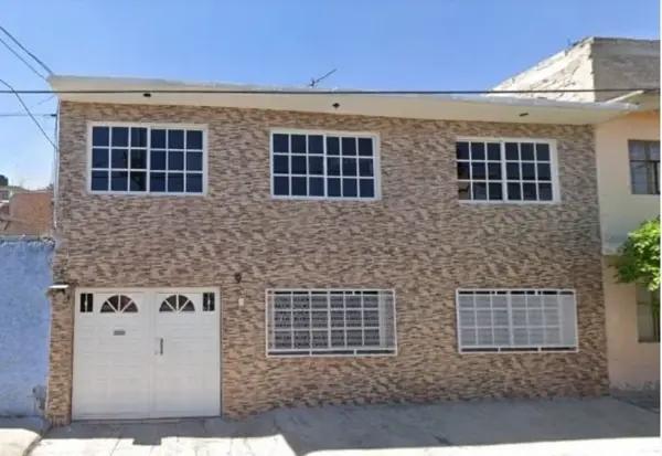 Remate hipotecario: Casa independiente en El Chamizal, Ecatepec de Morelos LAAB1