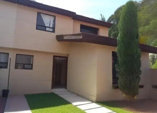 Casa en Remate Bancario en La Joya, Ecatepec de Morelos, México LAAB1