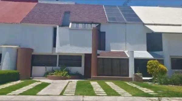 Casa en remate con ubicación privilegiada en La Asunción, Metepec LAAB1