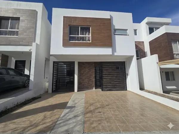 Casa en Renta Amueblada – Residencial Monteverde, Zona Sur
