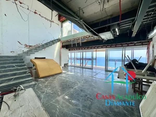 Penthouse frente al mar con gran potencial para restaurar a tu gusto