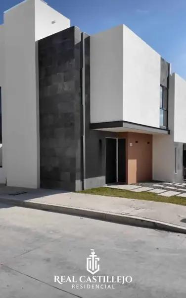 Casa Nueva en Real Castillejo: ¡Tu vida merece este hogar! modelo VERSALLES PLUS