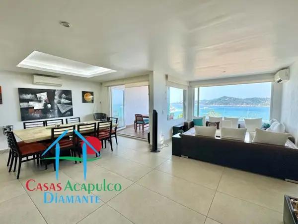 Depa en venta con 3 recámaras y 2 terrazas con vista al mar