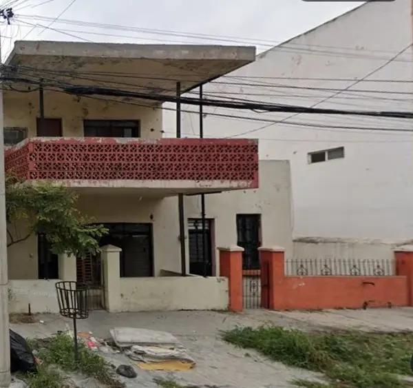 Venta de Casa con Amplio Espacio y Comodidades en Monterrey, Nuevo León
