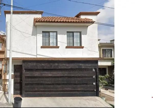 Casa en venta en Pedregal Cumbres, Monterrey, Nuevo León
