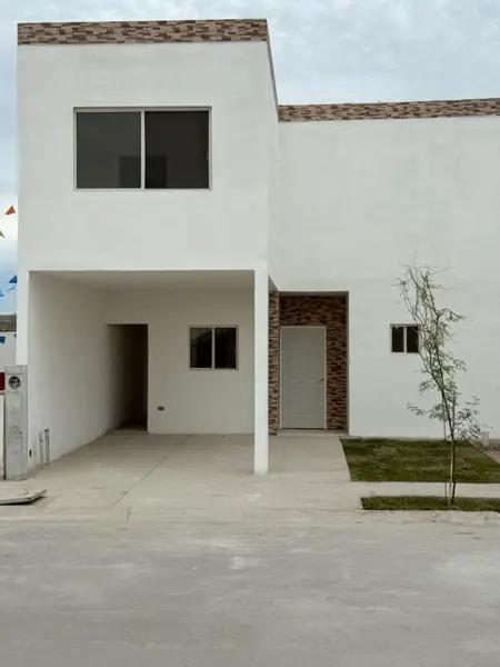 Casa en venta en Cádiz Residencial – ¡Últimas 10 Disponibles! (Zona Mieleras / Paseo del Tec)