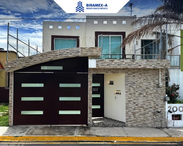 Casa en Venta • Fracc. Pitahayas • Pachuca de Soto, Hgo Casa en Venta • Fracc. Pitahayas • Pachuca de Soto, Hgo