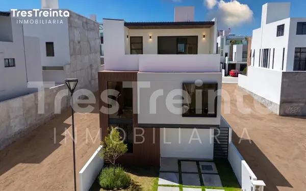 Casa Nueva en Venta en Altara 164, Pachuca de Soto, Hidalgo - 3 Recámaras y Amplias Amenidades