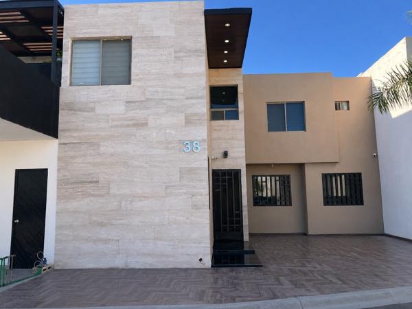 Casa en venta en Villas de las Perlas, Torreón, Coahuila de Zaragoza