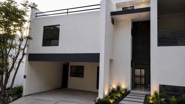 CASA EN VENTA EN VALLE PONIENTE , LOS CENIZOS CASA EN VENTA EN VALLE PONIENTE , LOS CENIZOS
