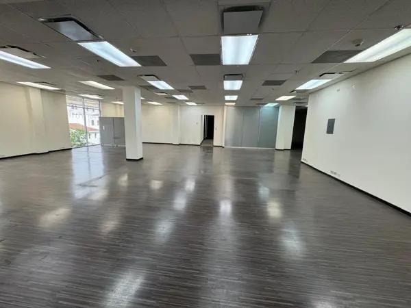 OFICINA EN RENTA, VALLE ORIENTE