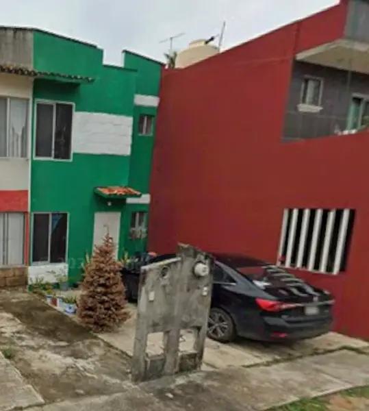 BONITA CASA DE RECUPERACION BANCARIA EN VERACRUZ FRACC LAS OLAS