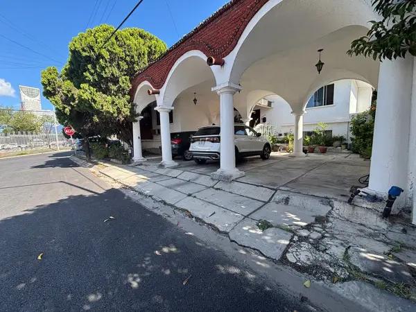 CASA PARA DEMOLER EN VENTA, DEL CARMEN CASA PARA DEMOLER EN VENTA, DEL CARMEN