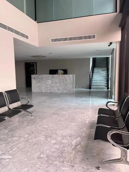 OFICINA PENT HOUSE CENTRO (MEZZANINE ORIENTE)