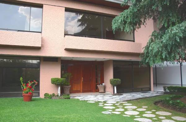 Casa en Renta en Av.  Vicente Guerrero, Toluca, ideal para Oficinas Corporativas