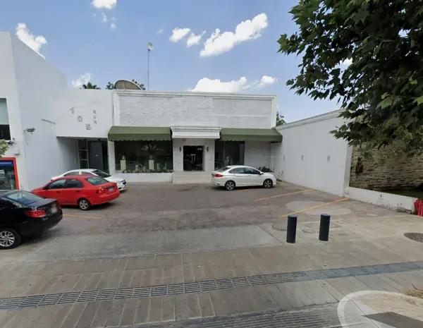 LOCAL COMERCIAL EN RENTA SAN PEDRO