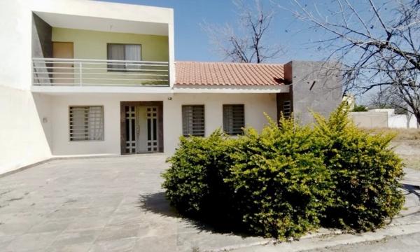 Casa en venta San Armando