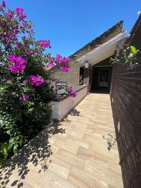 CASA EN VENTA EN CUMBRES SEGUNDO SECTOR CASA EN VENTA EN CUMBRES SEGUNDO SECTOR