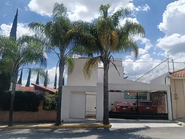 Casa en venta en Bosques del Lago, Cuautitlán Izcalli, México Casa en venta en Bosques del Lago, Cuautitlán Izcalli, México