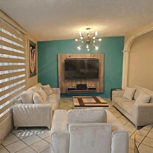 CASA EN VENTA, LOMAS DE SAN JUAN