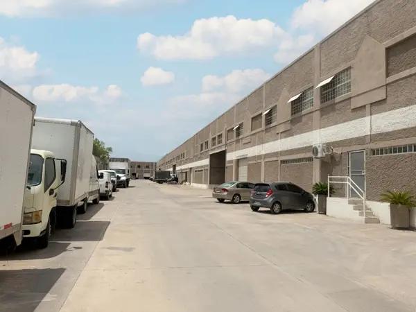 Bodega en Renta en Colonia Nombre de Dios Chihuahua a una cuadra de Av. Las Industrias Bodega en Renta en Colonia Nombre de Dios Chihuahua a una cuadra de Av. Las Industrias