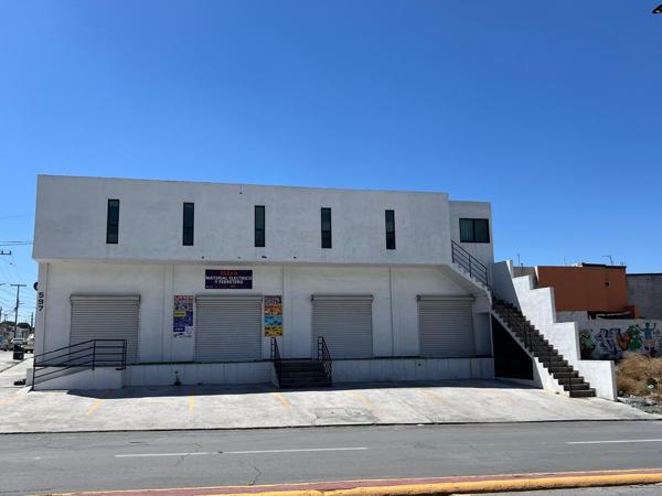 RENTA de  local comercial  con excelente ubicación en Blvd del valle en Ramos Arizpe.