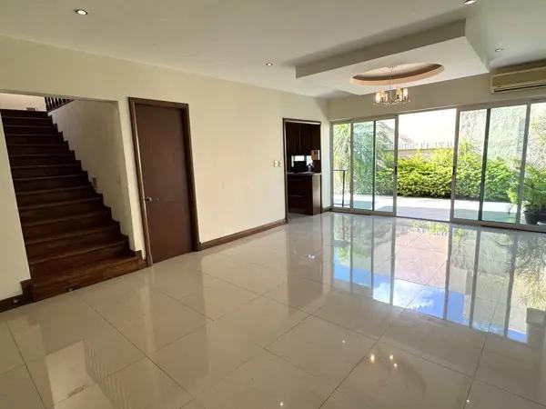Casa en venta en Colinas de San Jerónimo, Monterrey, Nuevo León
